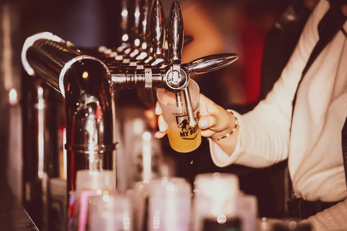 Bar_biere_gobelet_tireuse_ecocup_epinal_bec_e4177f2557 (1)