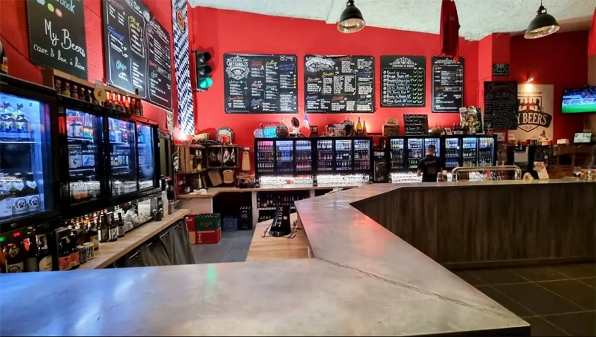 Etoile_bar_interieur_3dd8d177ee