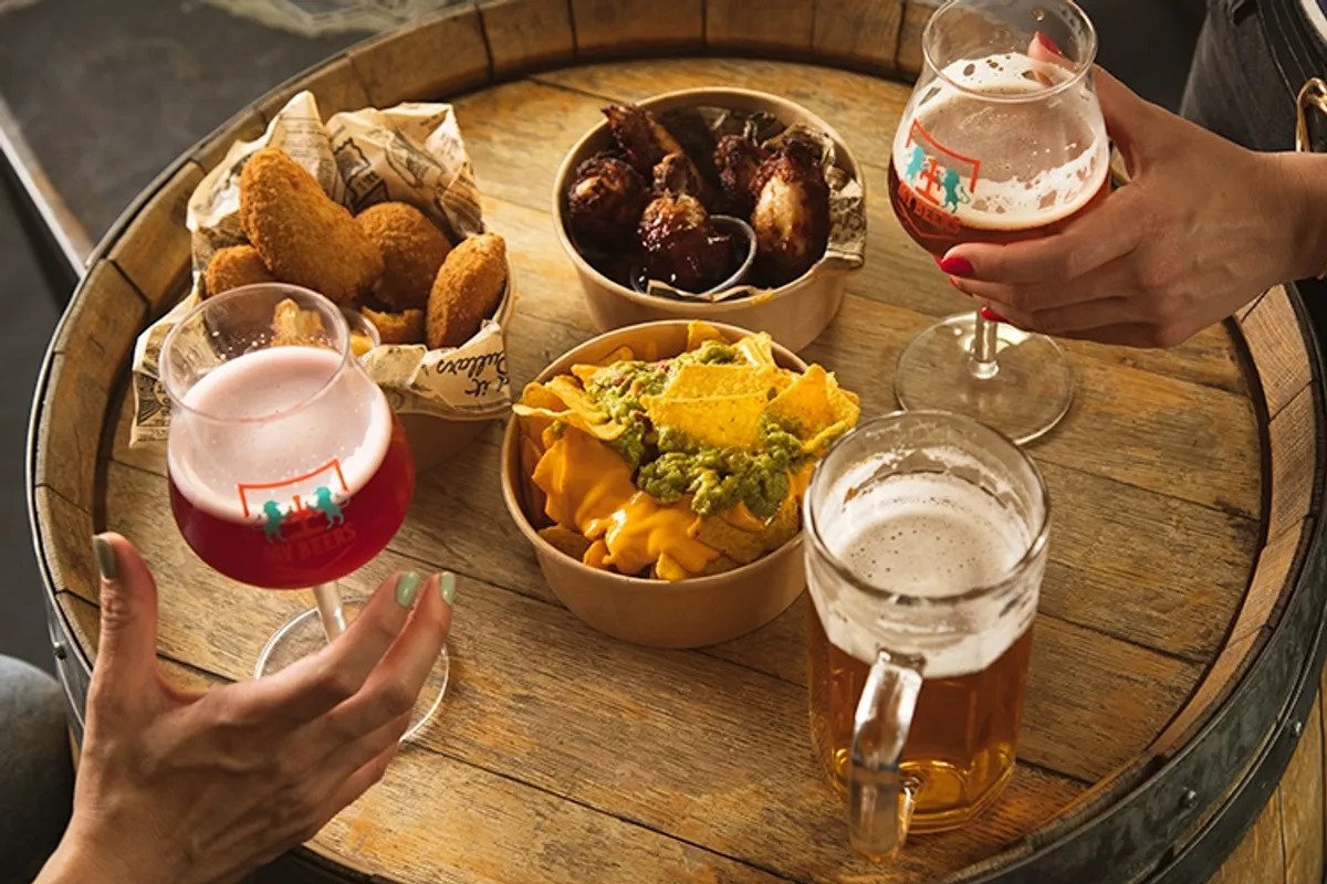 Food_partage_convivial_bieres_finger_500pxhauteur_c25a7d5313