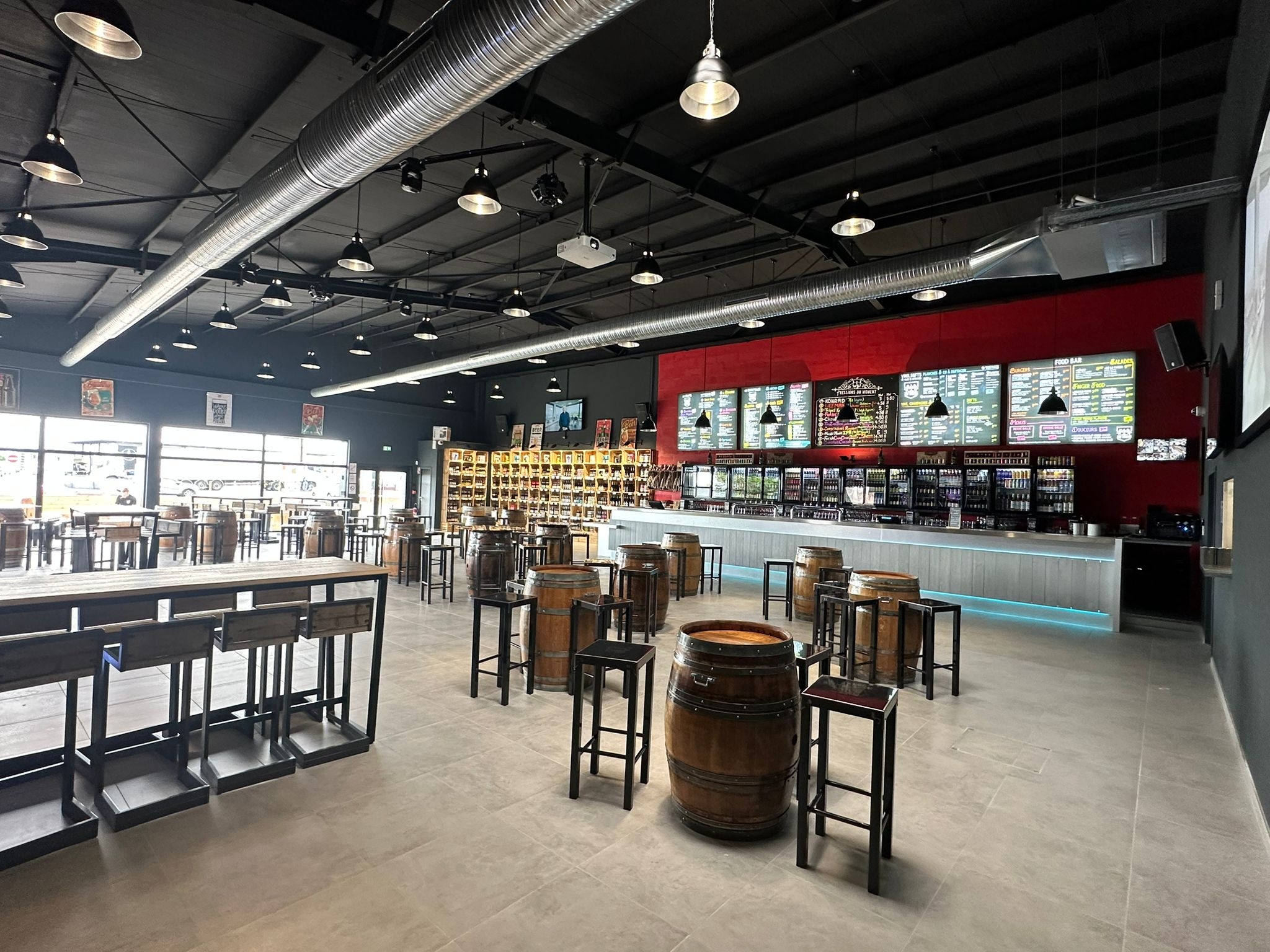 Intérieur du local de My Beers Poitiers